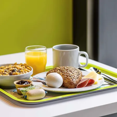 Ibis Budget Aeropuerto Gasthuis *
