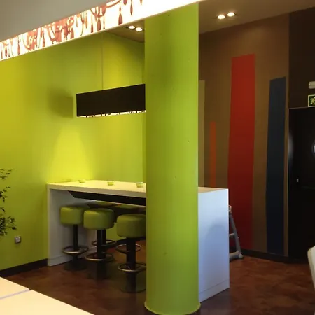 Ibis Budget Aeropuerto Gasthuis