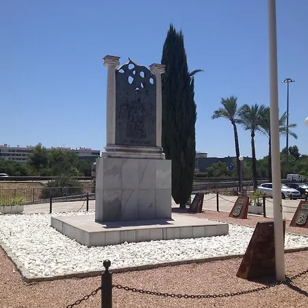 Ibis Budget Aeropuerto Siviglia