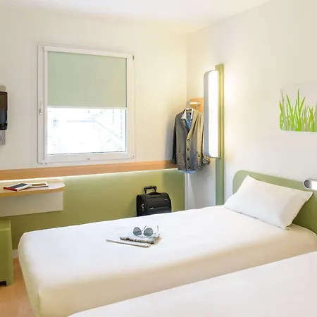 Ibis Budget Aeropuerto Pensión Sevilla