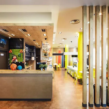 Ibis Budget Aeropuerto Pensión Sevilla