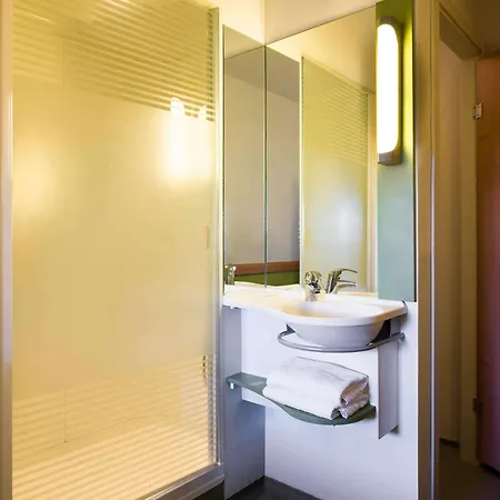 Ibis Budget Aeropuerto Maison d'hôtes Séville